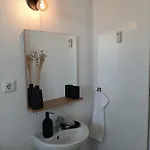 Apartment Ala Living: Stylish Modern With Parking & Balcony Near Ulm Messe