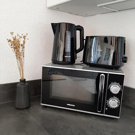 Ala Living: Stylish Modern With Parking & Balcony Near Ulm Messe Apartment *