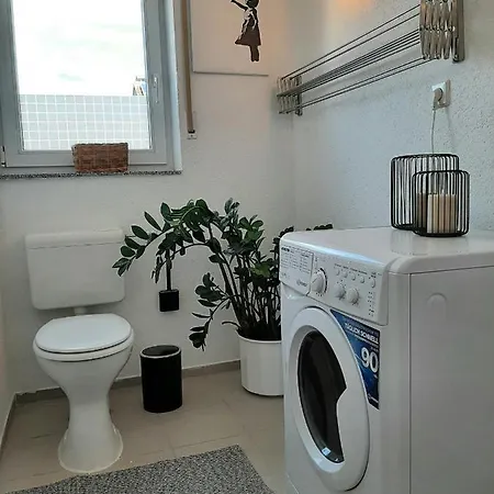 Stil-voll By Ala Living, Gemuetliches & Modernes Mit Parkplatz, Balkon & Ruhiger, Zentraler Lage * Neu-Ulm