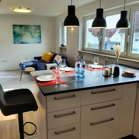 Stil-voll By Ala Living, Gemuetliches & Modernes Mit Parkplatz, Balkon & Ruhiger, Zentraler Lage