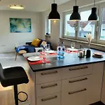 Stil-voll By Ala Living, Gemuetliches & Modernes Mit Parkplatz, Balkon & Ruhiger, Zentraler Lage