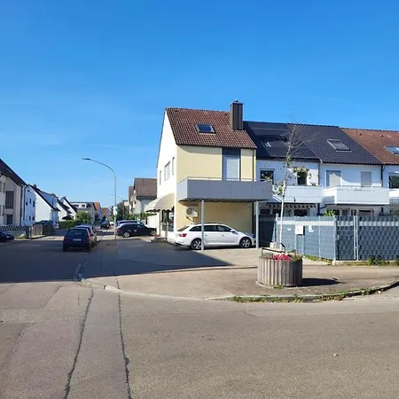 Apartman Stil-voll By Ala Living, Gemuetliches & Modernes Mit Parkplatz, Balkon & Ruhiger, Zentraler Lage Neu-Ulm